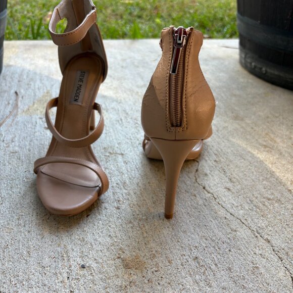 Steve Madden Nude Strappy Stilettos Size 8 - Picture 3 of 4